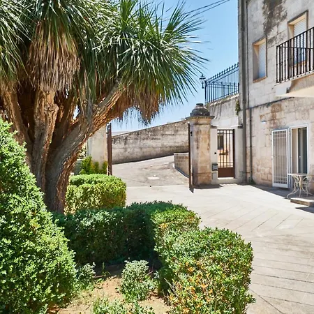 Equorum Prospectus 2 - Centro - Ostuni