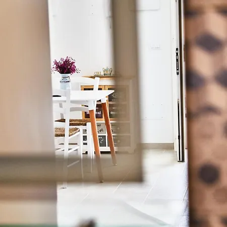 Equorum Prospectus 2 - Centro - Semesterbostad Ostuni